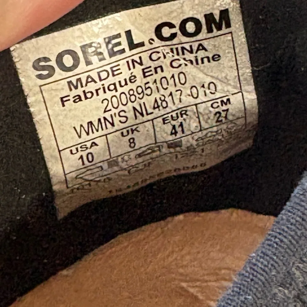 Sorel Womens Size 10 Black White Explorer Defy Low Sneaker Outdoor Active Travel